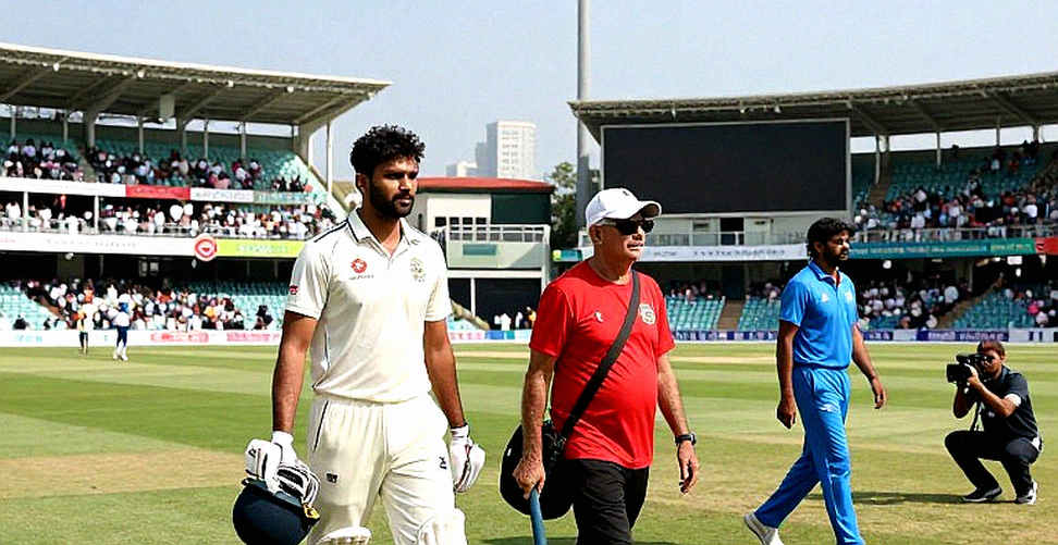 A Drum in Dubai, and an Innings That Stopped at 49.1 Overs
